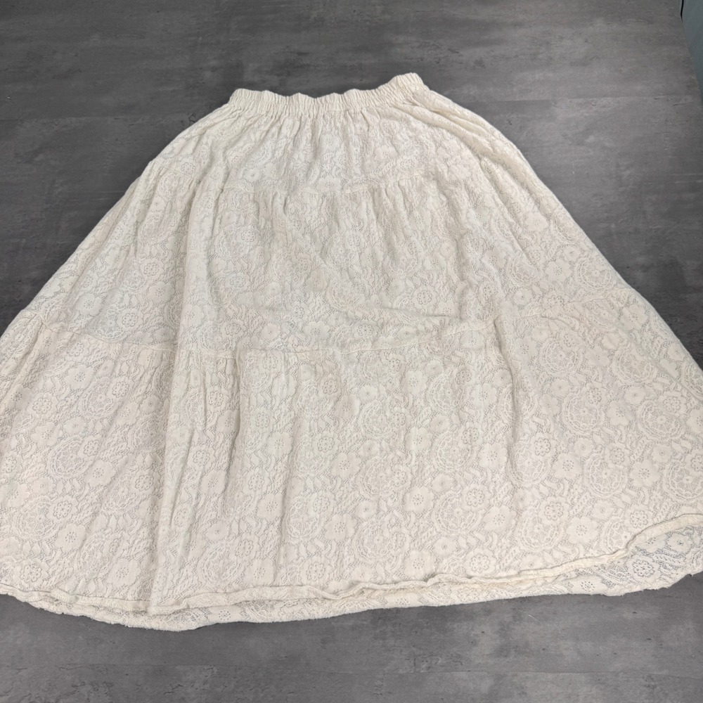 Lace Maxi Skirt Women XS/S Cream Tiered Boho Cottagecore Romantic Floral Dainty